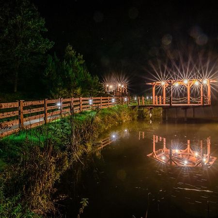 Hotel Glamping Pod Gwiazdami Pietrusza Wola Exteriér fotografie